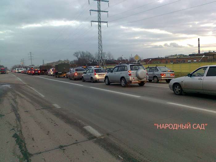 СТУПИНСКИЙ МУНИЦИПАЛЬНЫЙ РАЙОН МОСКОВСКОЙ ОБЛАСТИ. Автомобильная пробка на переезде СТУПИНО-ГОРОДИЩЕ-ОЗЁРЫ